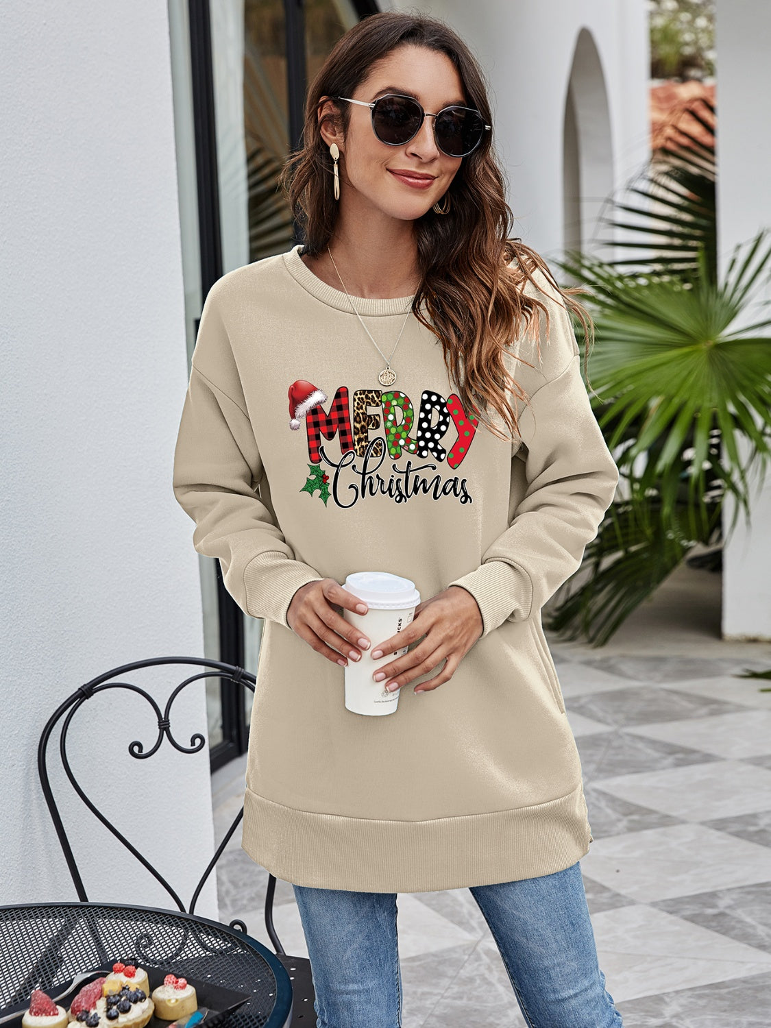 MERRY CHRISTMAS Graphic Sweatshirt-Jewearrings