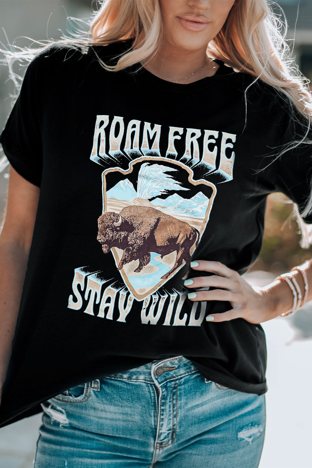 ROAM FREE STAY WILD Graphic Tee-Jewearrings