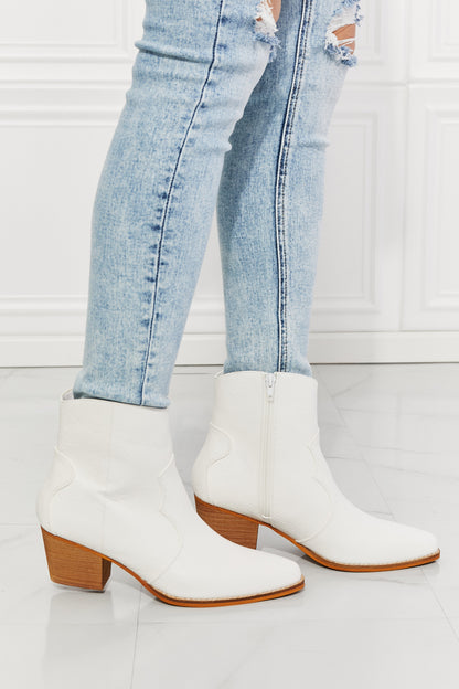 MMShoes Watertower Town Faux Leather Western Ankle Boots in White-Jewearrings