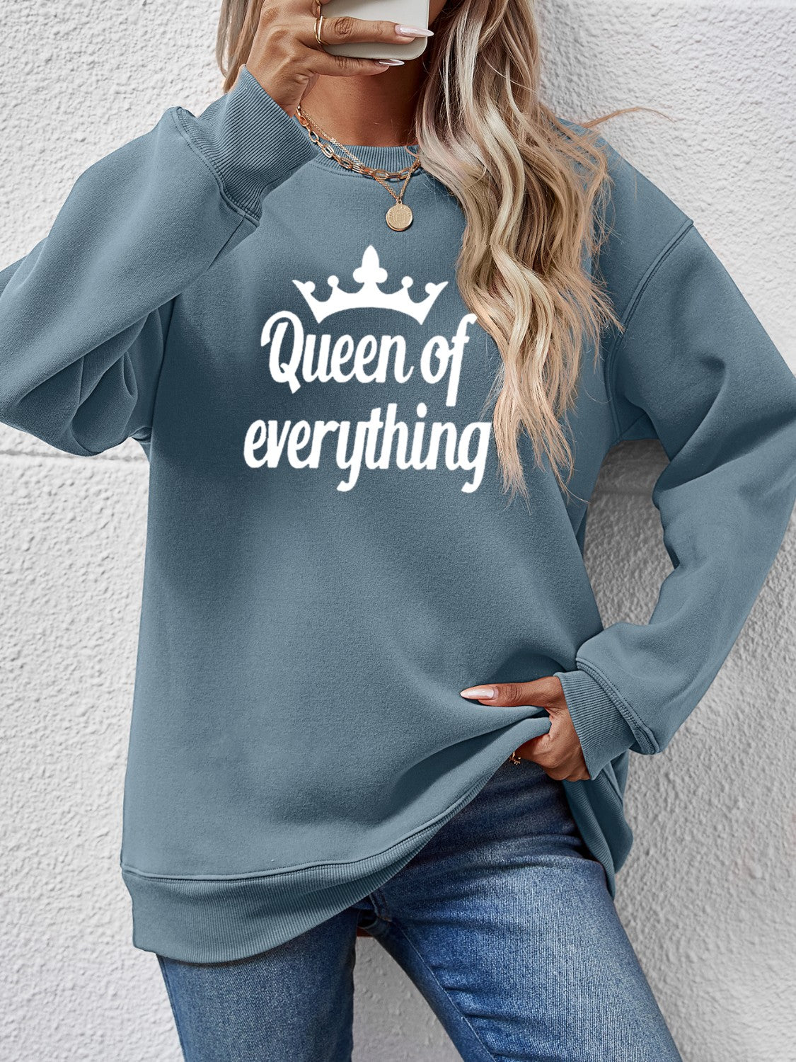 QUEEN OF EVERYTHING Round Neck Sweatshirt-Jewearrings