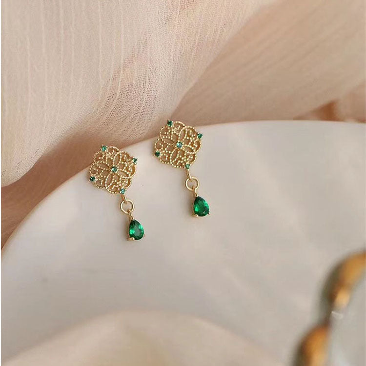 Silver Plated Emerald Stud Earrings Chinese Vintage Lace-Jewearrings