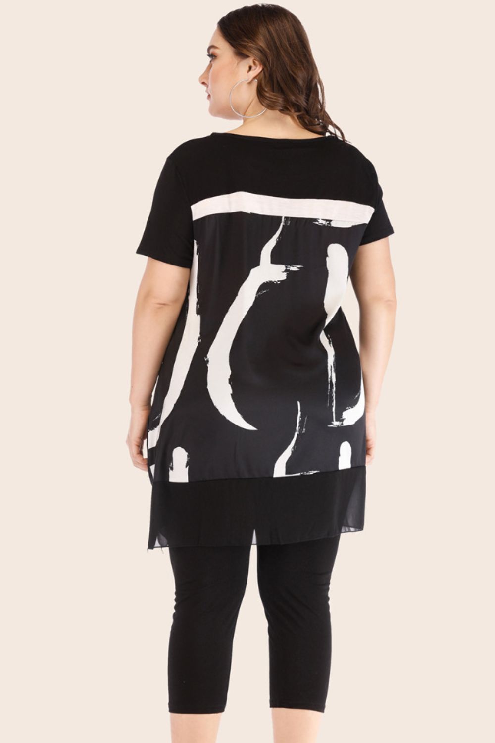 Plus Size Contrast Spliced Mesh T-Shirt and Cropped Leggings Set-Jewearrings