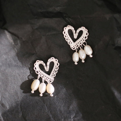 Sterling silver lace love pearl earrings-Jewearrings