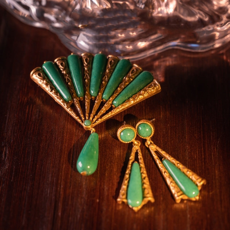 Medieval Retro Grandmother Green Stone Fan-shaped Brooch 925 Stud Earrings Suit-Jewearrings