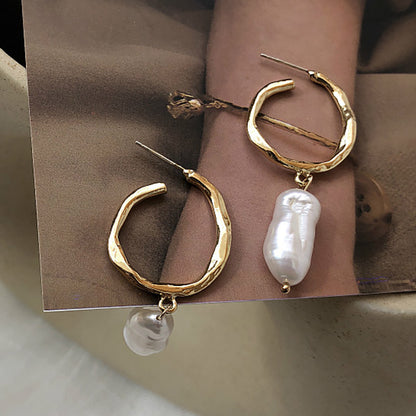 Simple pearl earrings-Jewearrings