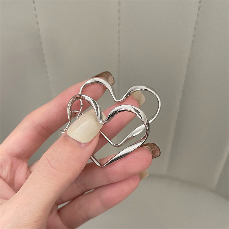 Vintage Girly Cutout Silver Peach Heart Earrings-Jewearrings