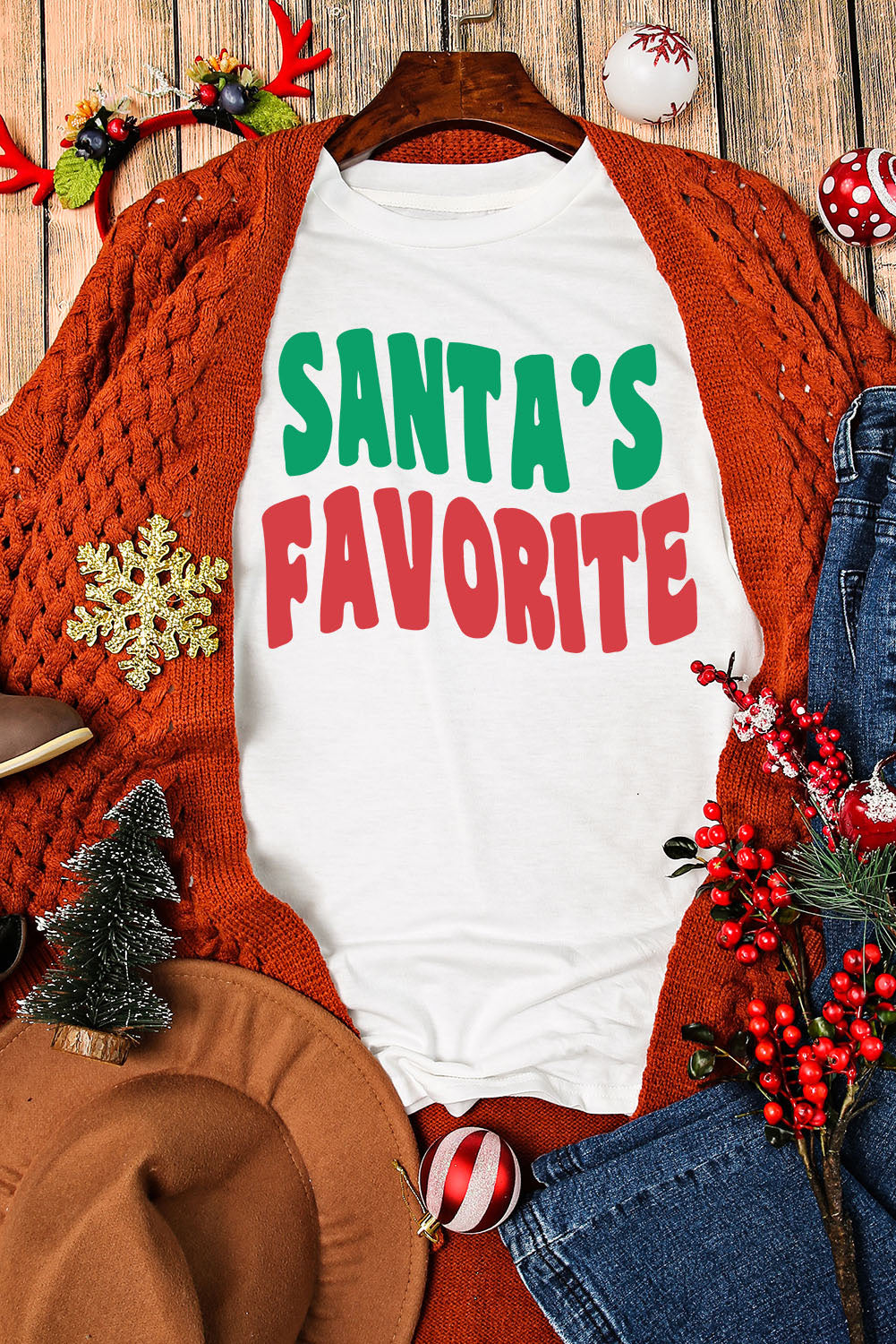 SANTA'S FAVORITE Short Sleeve T-Shirt-Jewearrings