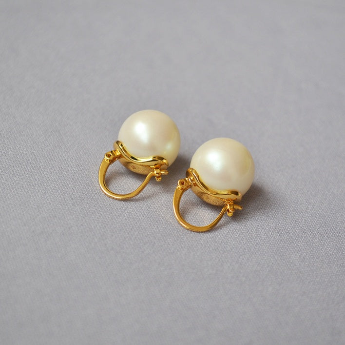 Wild Pearl Earrings-Jewearrings