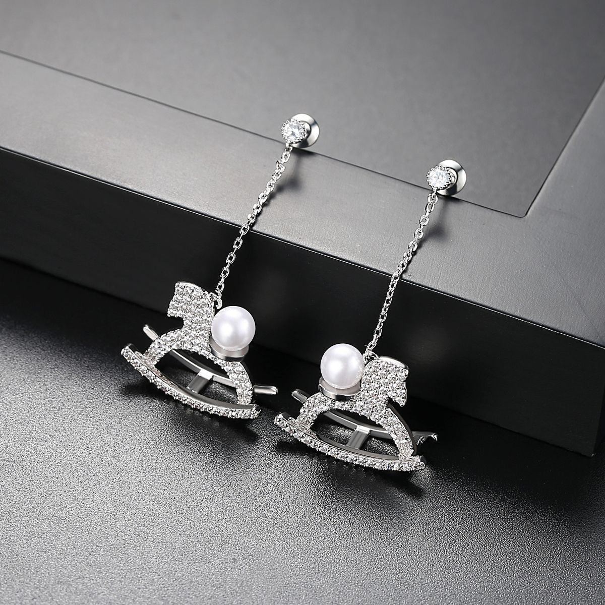 Rocking Horse Earrings Zircon Korean Fashion Long Pearl Women's Earrings-Jewearrings