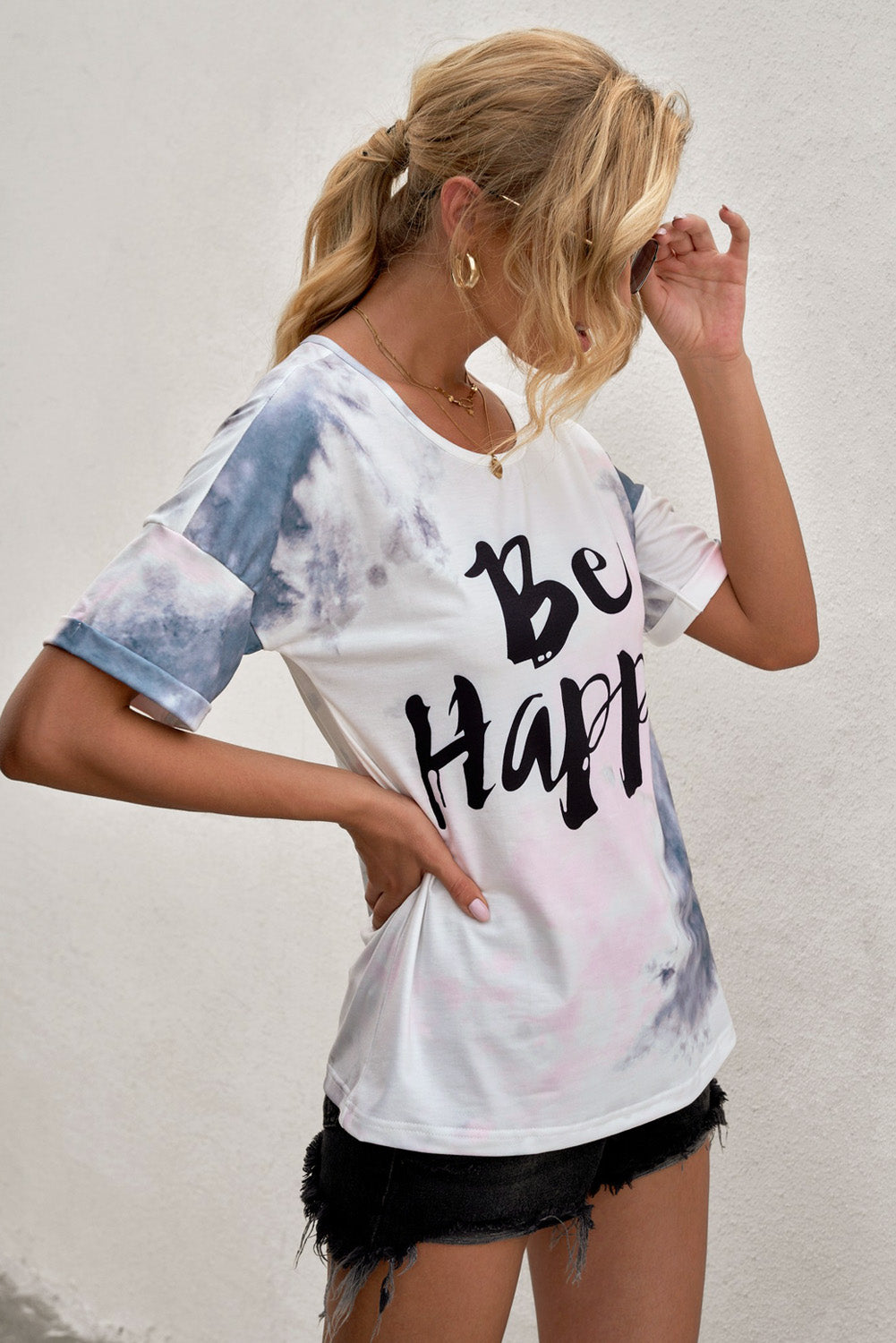 BE HAPPY Graphic Round Neck Tee-Jewearrings