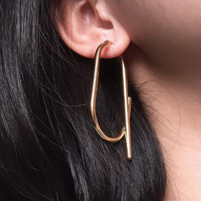 Staggered hoop earrings-Jewearrings