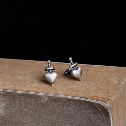 S925 Sterling Silver Heart-shaped Retro Stud Earrings-Jewearrings