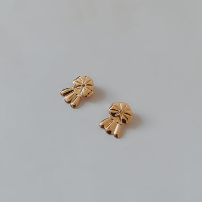 Popular Magic Stud Earrings Aid Creative Stud Earrings Buckle Lift Holder Butterfly TV Stud Earring Clip-Jewearrings