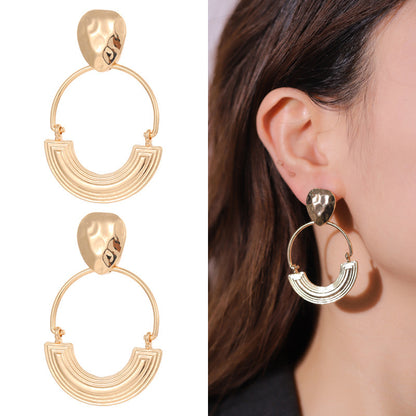 Women's Exaggerated Metal Grain Gold-plated Earrings-Jewearrings