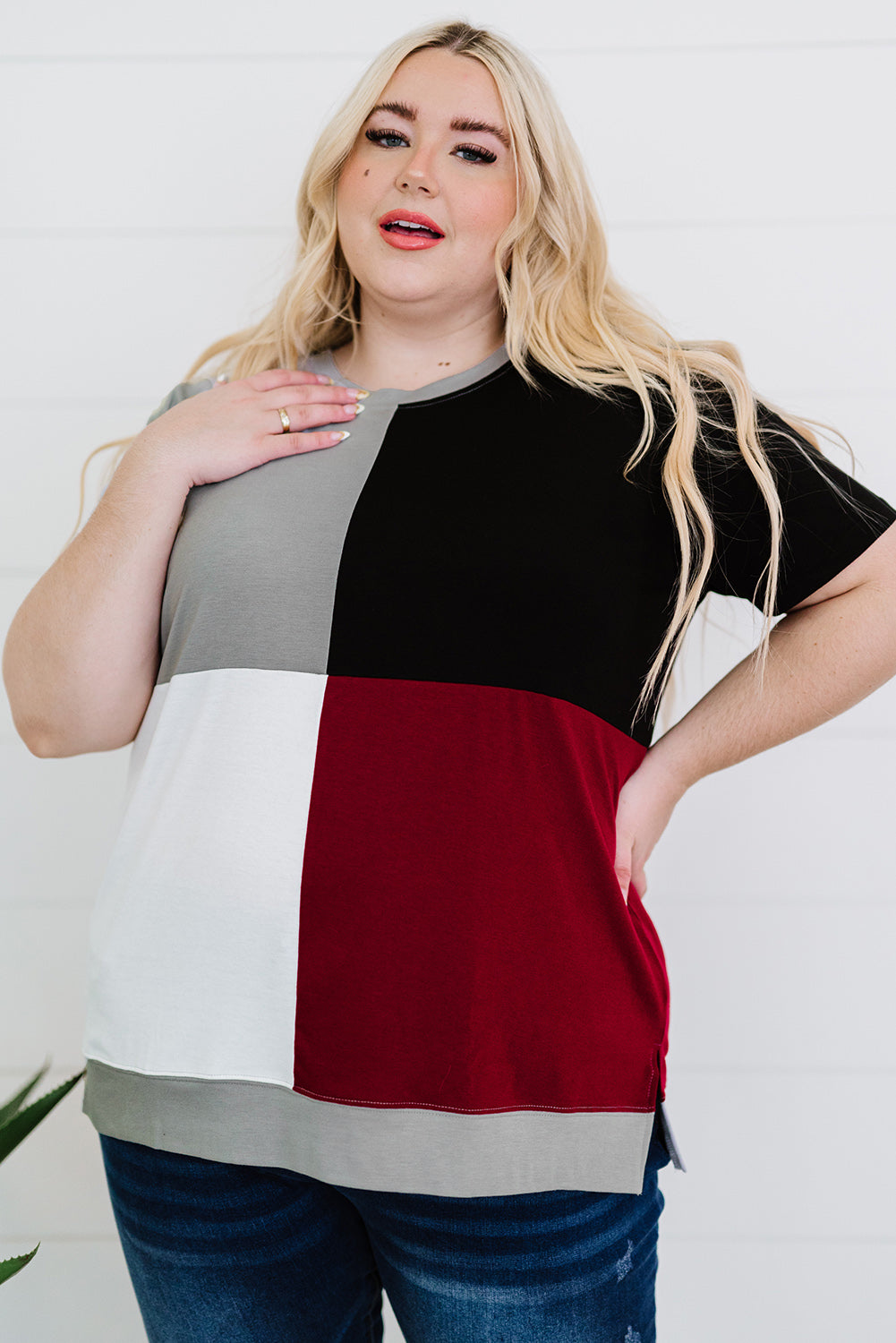 Plus Size Color Block Round Neck T-Shirt-Jewearrings