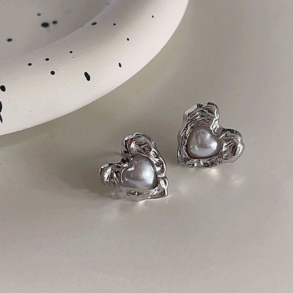 Women's Fashion Temperament Liquid Heart-shaped Silver Stud Earrings-Jewearrings