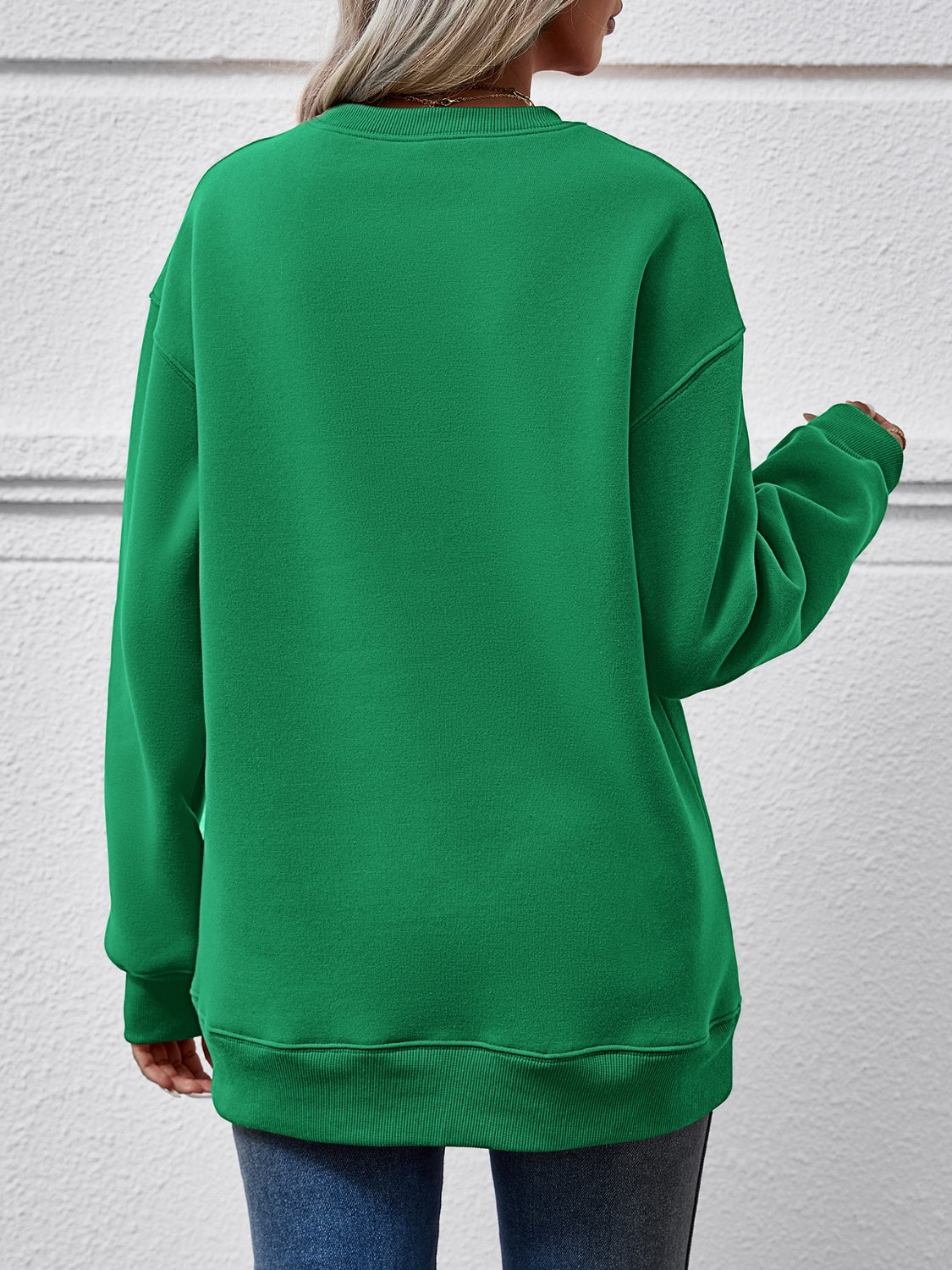 LIVE CHRISTMAS Drop Shoulder Round Neck Sweatshirt-Jewearrings