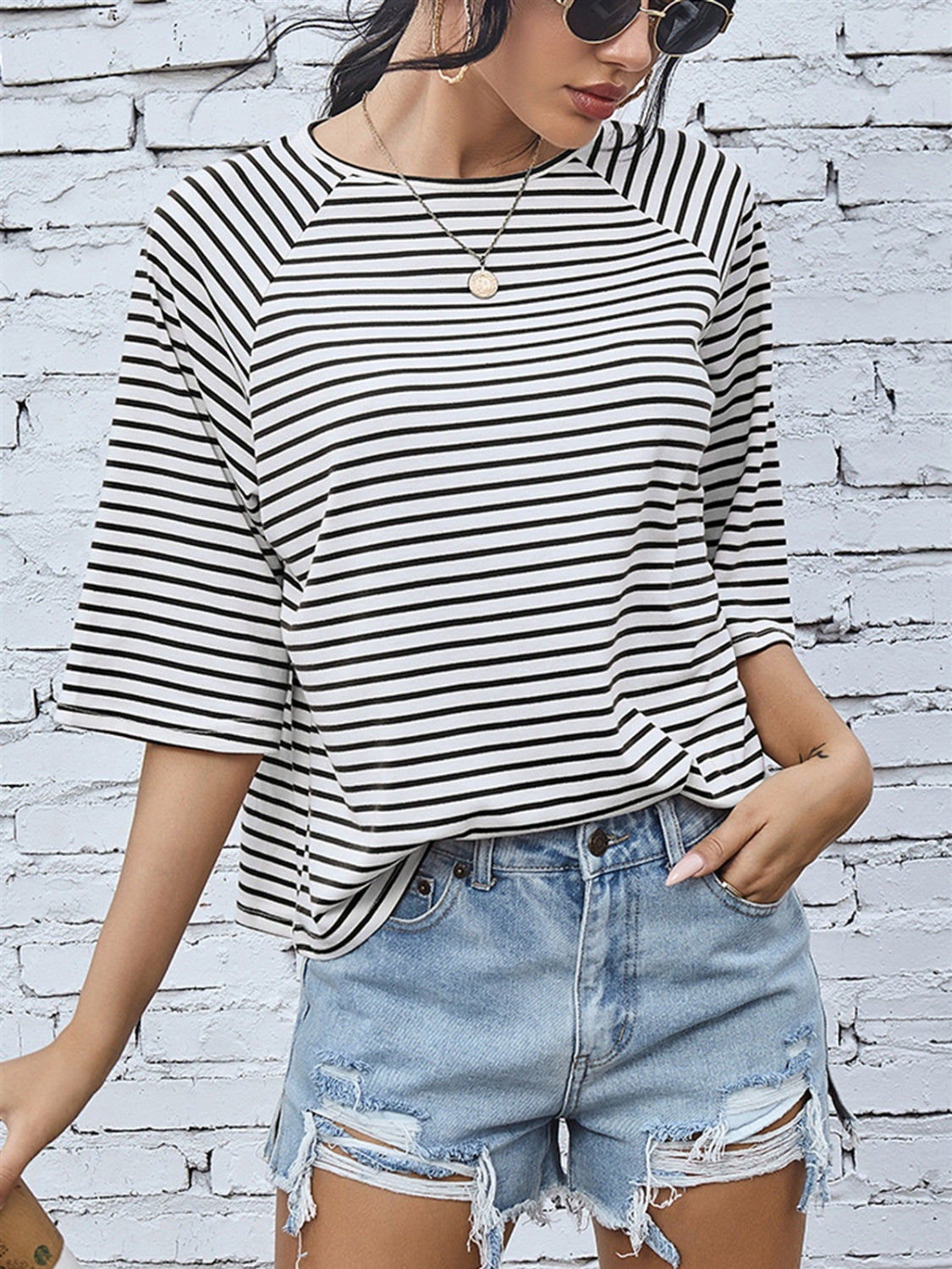 Striped Round Neck Raglan Sleeve T-Shirt-Jewearrings