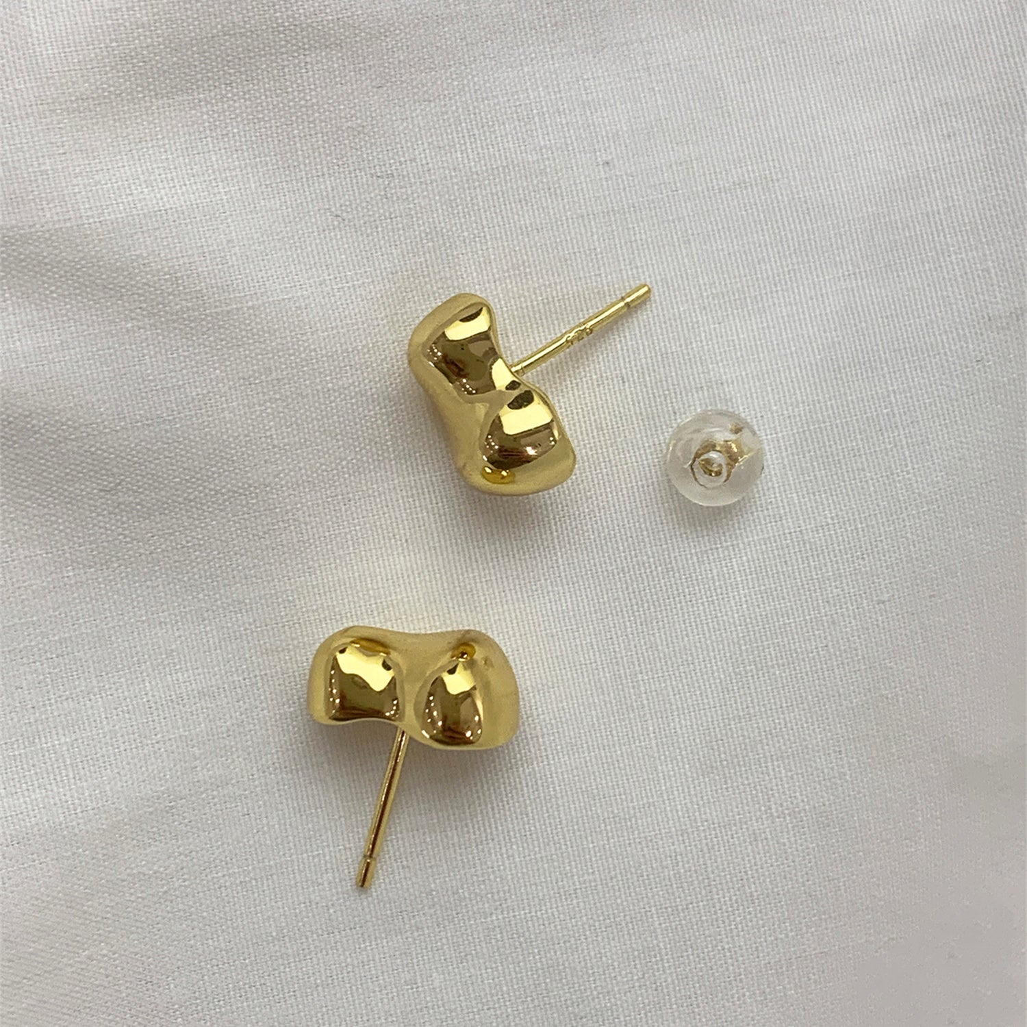 Temperament Versatile Gold Bean Ingot Classic Stud Earrings-Jewearrings