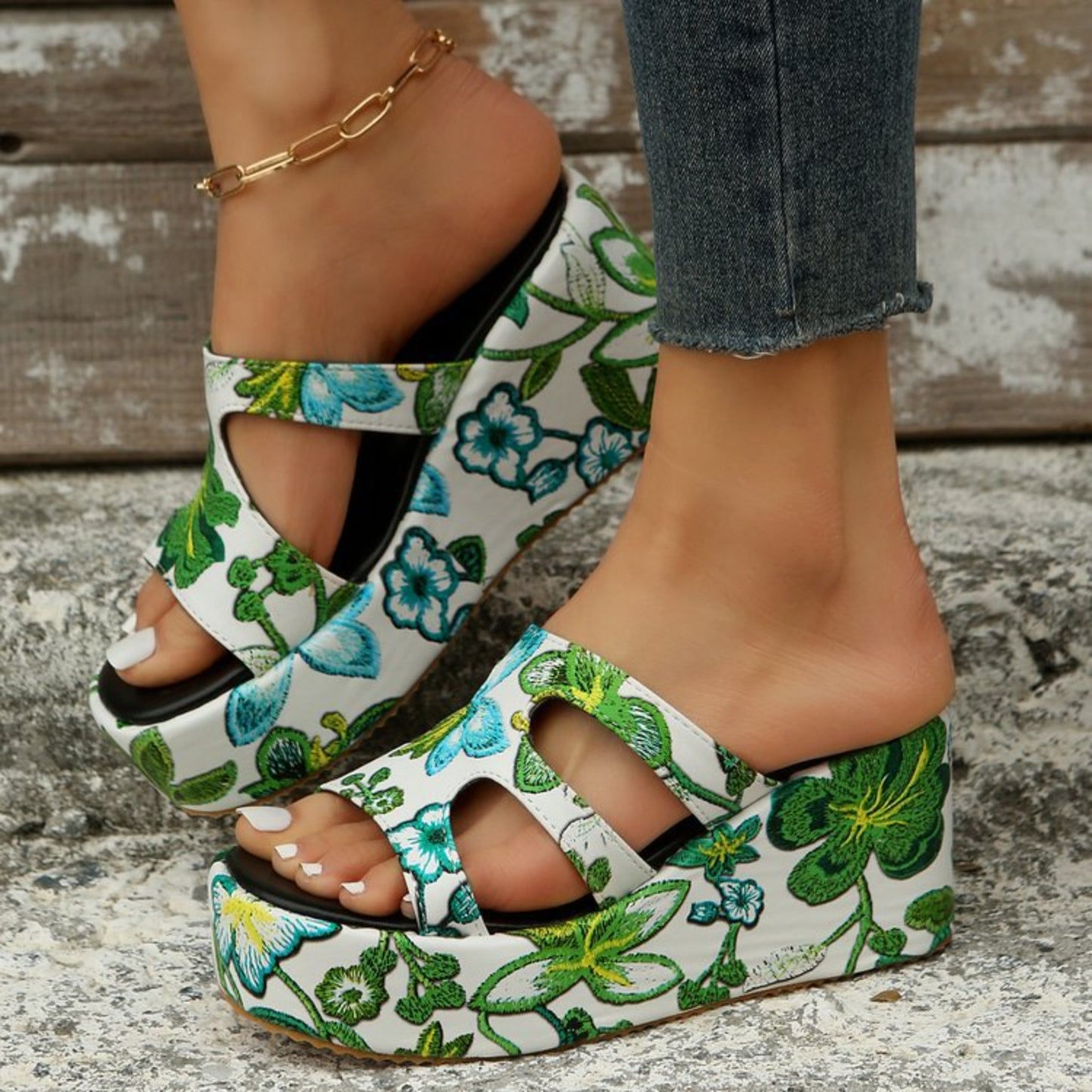 Cutout Floral Peep Toe Sandals-Jewearrings