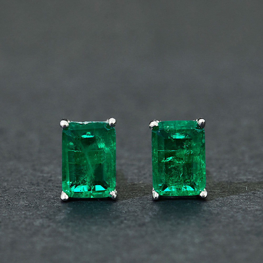 Hot Sale S925 Sterling Silver Emerald Stud Earrings-Jewearrings