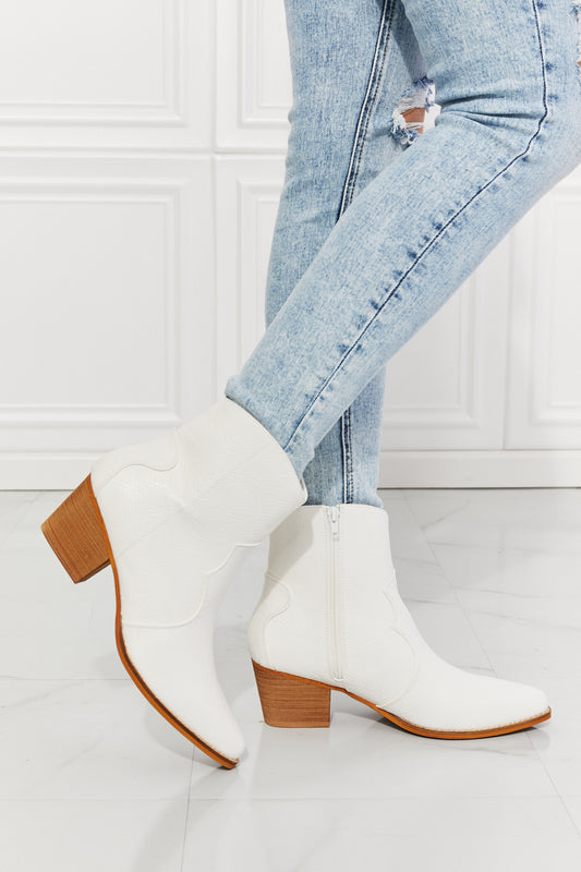 MMShoes Watertower Town Faux Leather Western Ankle Boots in White-Jewearrings