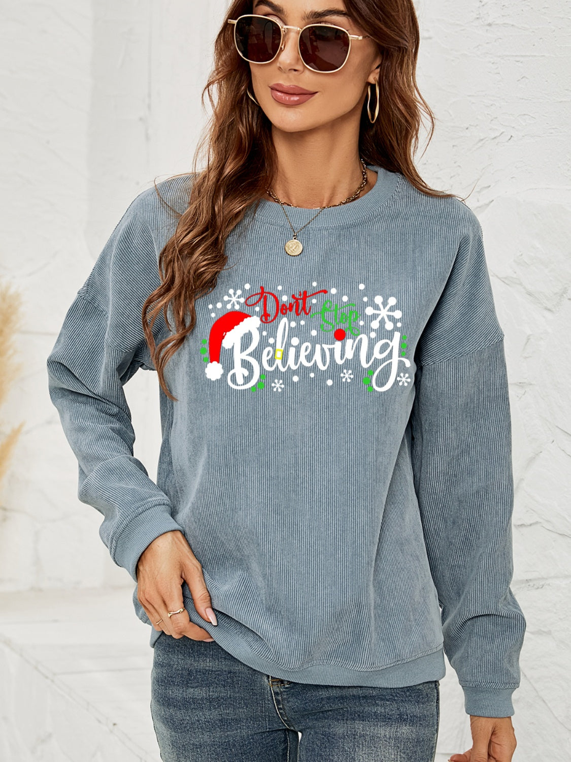 DON'T STOP BELIEVING Graphic Sweatshirt-Jewearrings