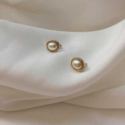 Simple retro small pearl earrings-Jewearrings