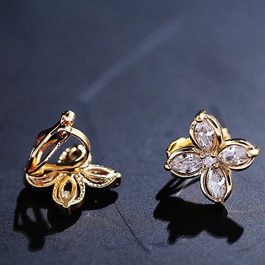 Simple Ladies Clip Earrings Personality Four-leaf Flower-Jewearrings