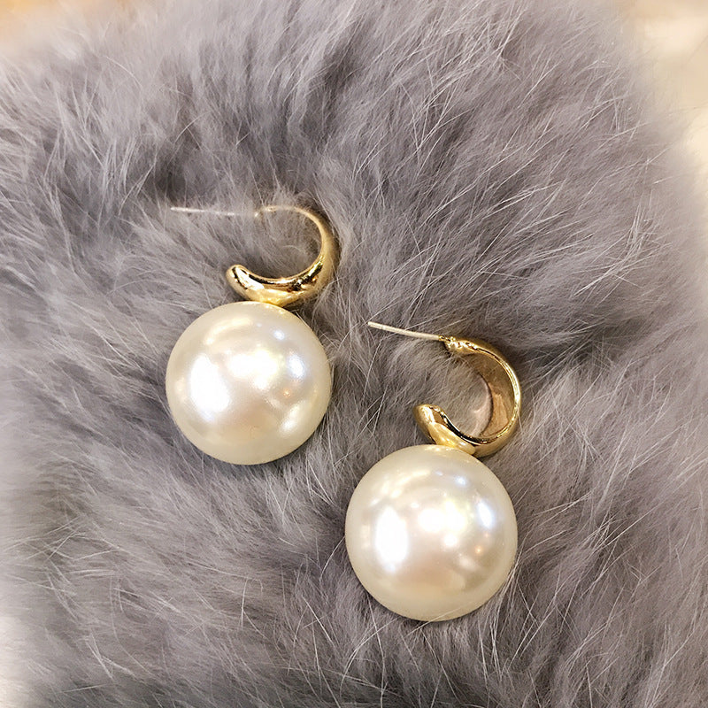 Large pearl earrings-Jewearrings