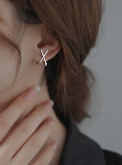 Light Luxury Ladies Silver Cross Earrings-Jewearrings