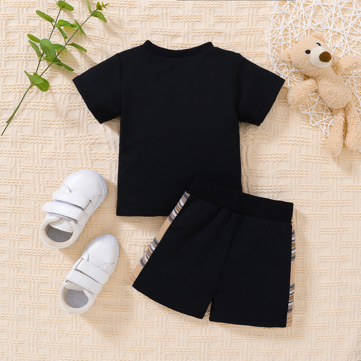 Baby Bear Graphic Round Neck Tee and Short Set-Jewearrings