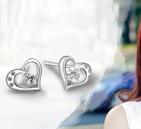 Women's Simple Heart 925 Sterling Silver Stud Earrings-Jewearrings