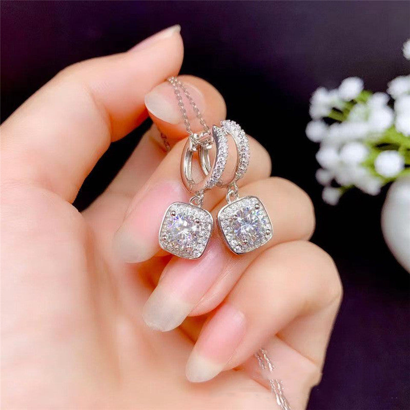 Women's Fashion Personality Moissanite Stud Earrings-Jewearrings