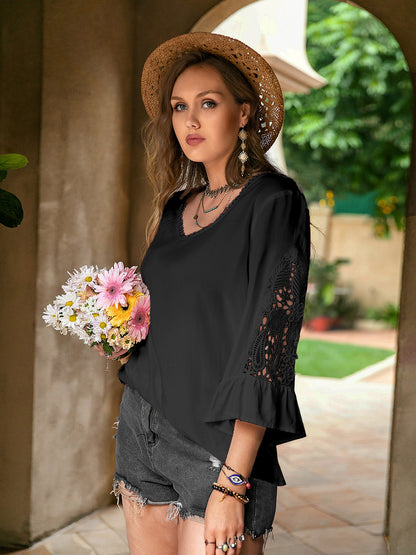 Plus Size Flower Crochet Flare Sleeve Top-Jewearrings