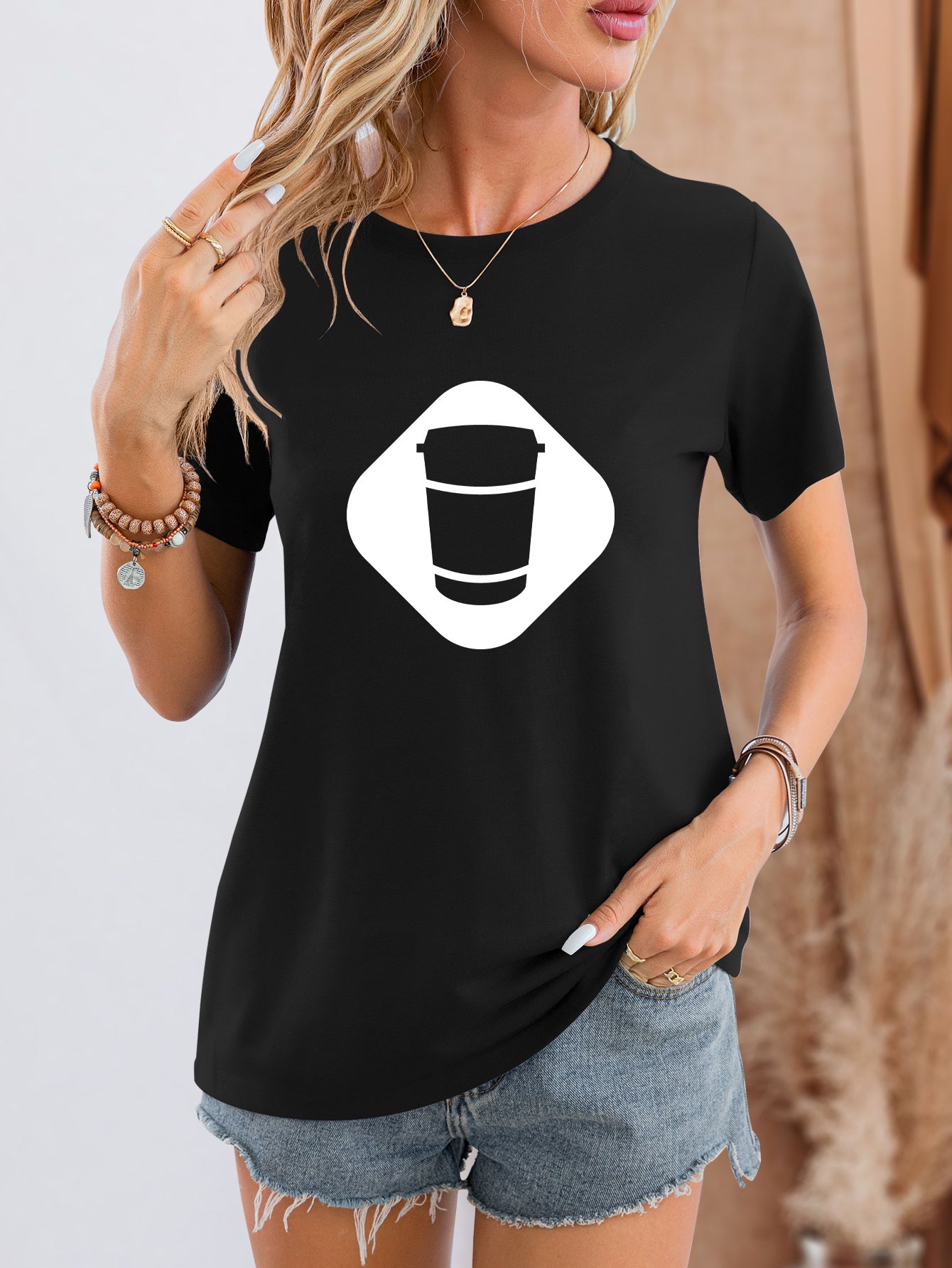 Graphic Round Neck Short Sleeve T-Shirt-Jewearrings