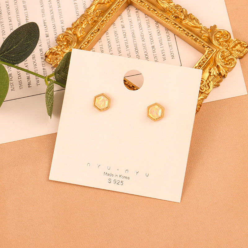 European And American Fashion New Simple Temperament Stud Earrings-Jewearrings