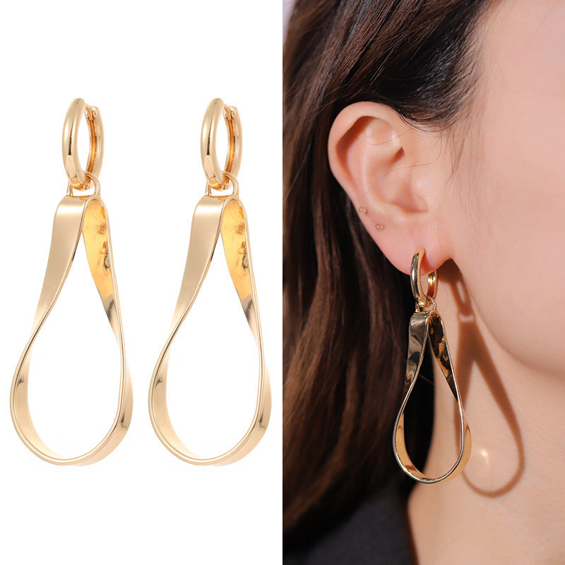 Women's Exaggerated Metal Grain Gold-plated Earrings-Jewearrings