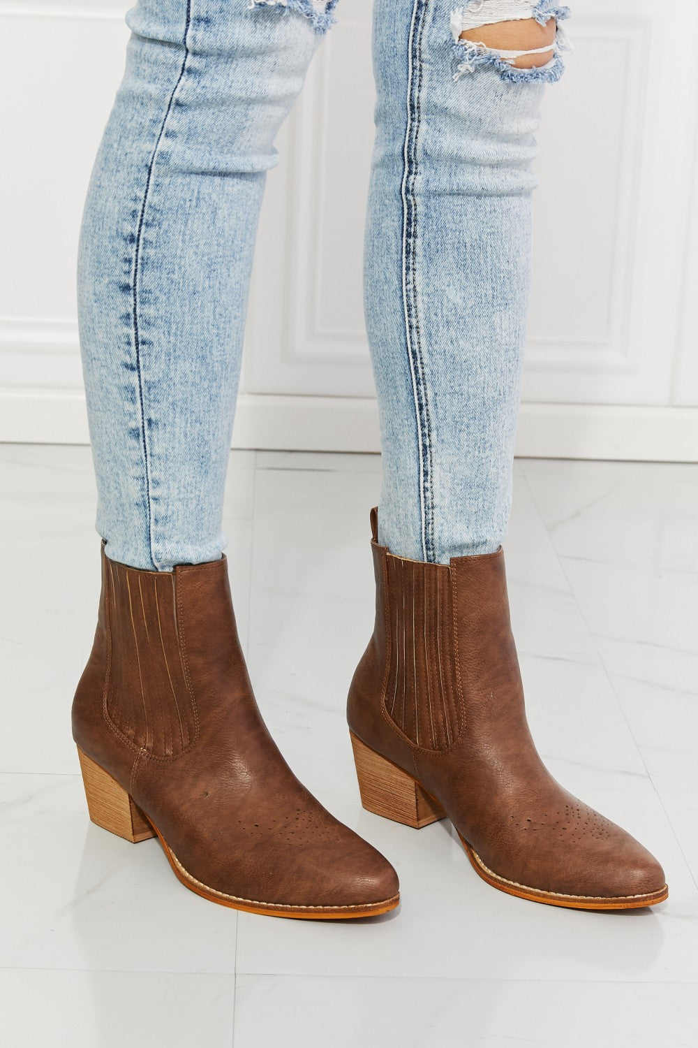 MMShoes Love the Journey Stacked Heel Chelsea Boot in Chestnut-Jewearrings