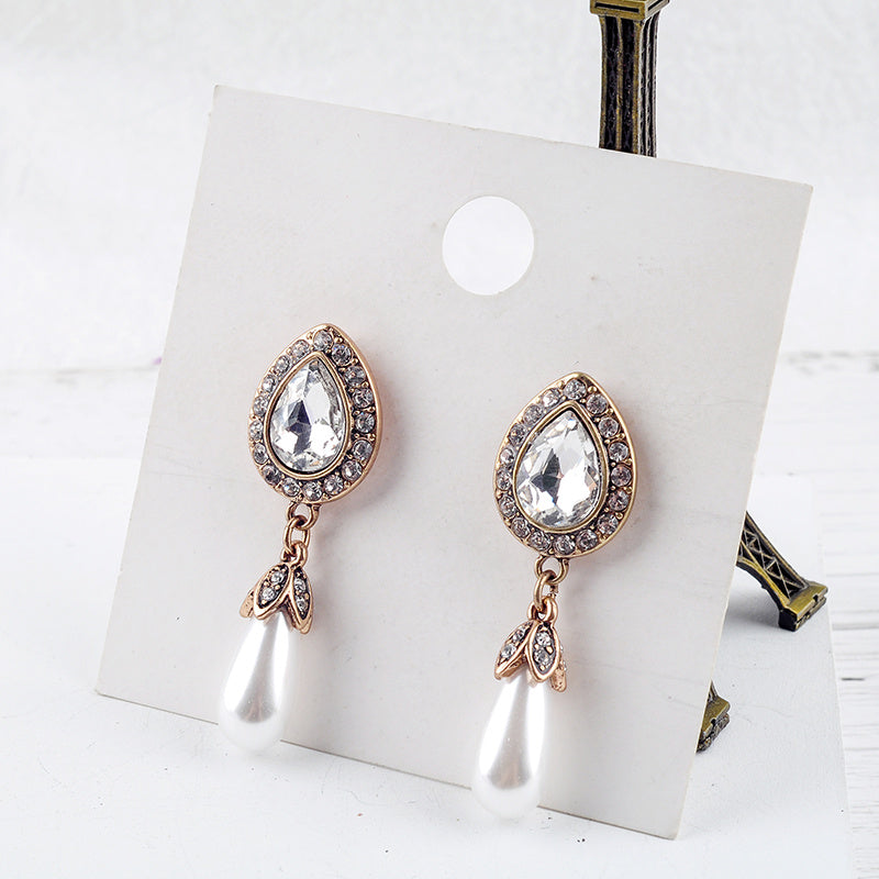 Water drop stud earrings-Jewearrings