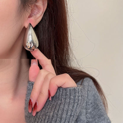 Metal Smooth Design Drop-shaped Silver Needle Earrings-Jewearrings