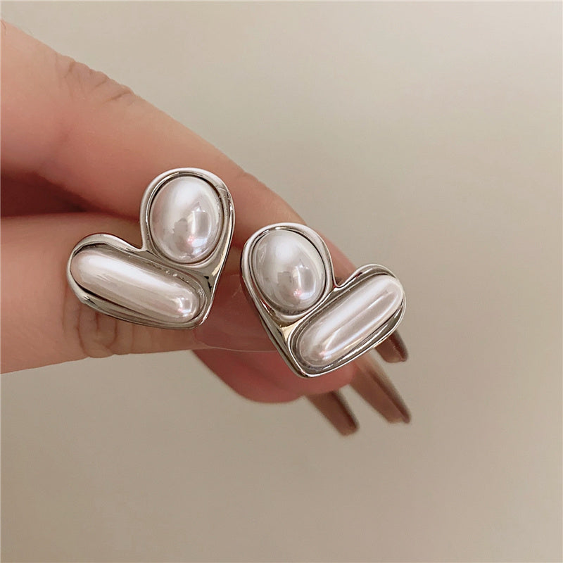 Retro Pearl Gold Stud Earrings Simple-Jewearrings