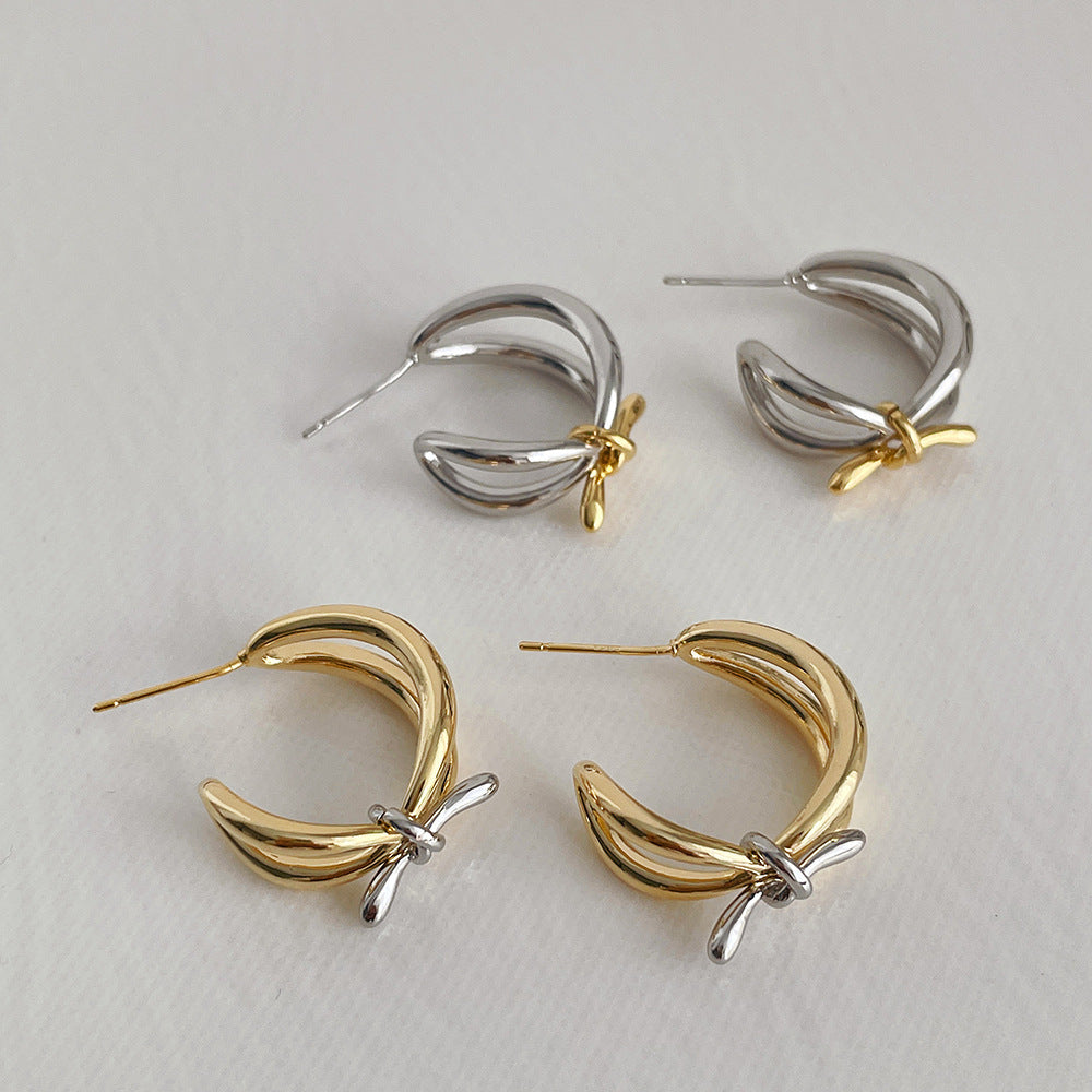 Women's Elegant Gold And Silver Contrast Color C Earrings-Jewearrings