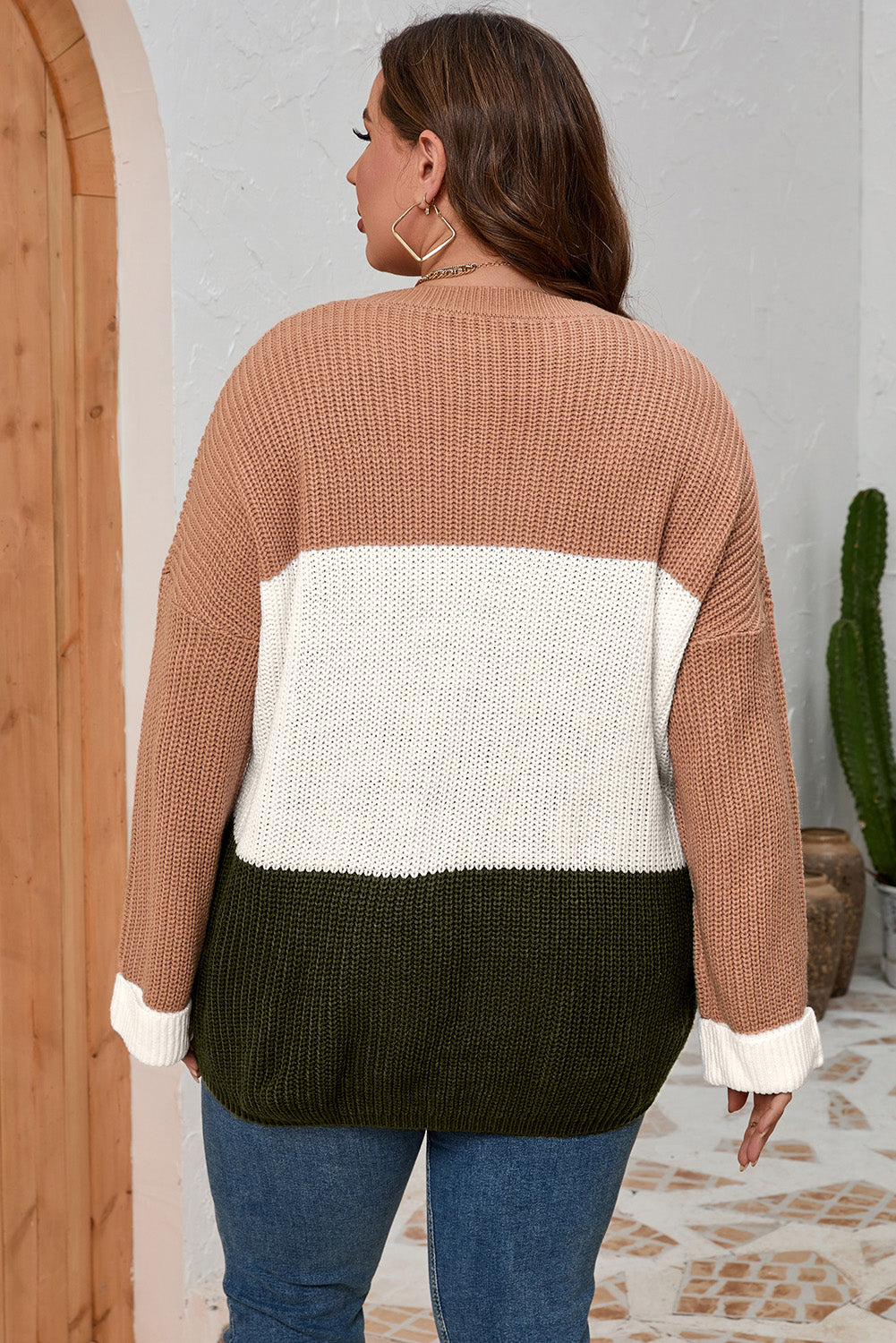 Plus Size Color Block Round Neck Sweater-Jewearrings