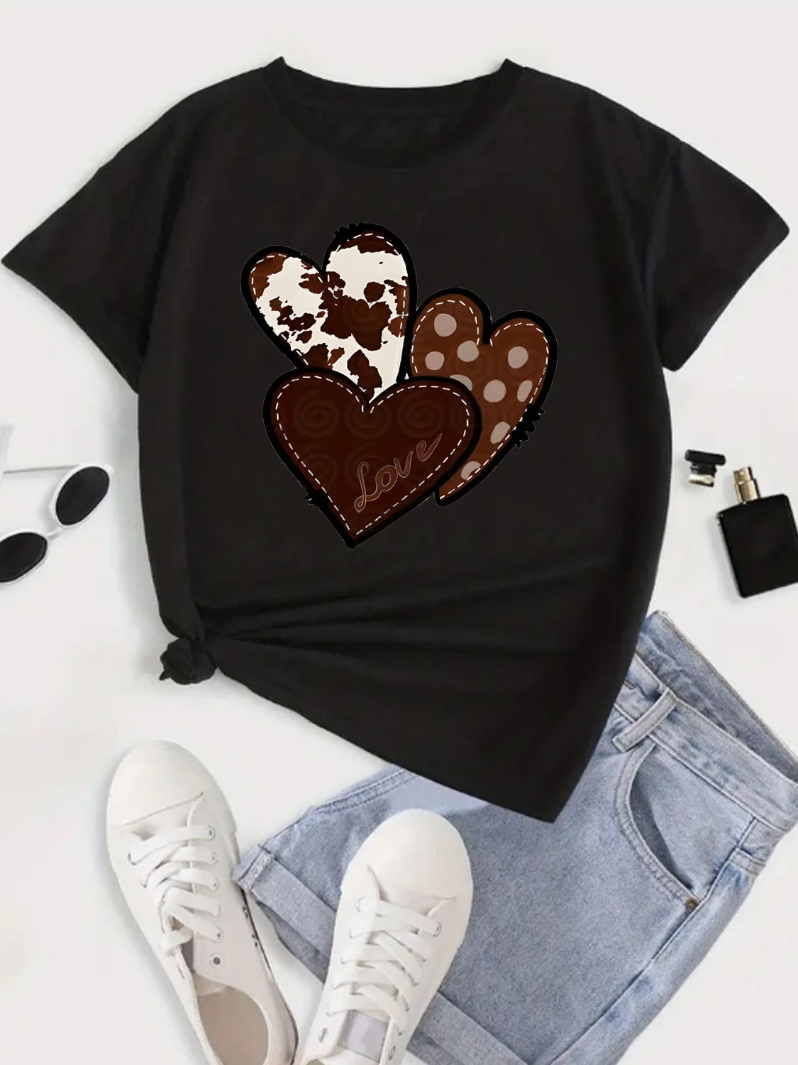 Heart Round Neck Short Sleeve T-Shirt-Jewearrings