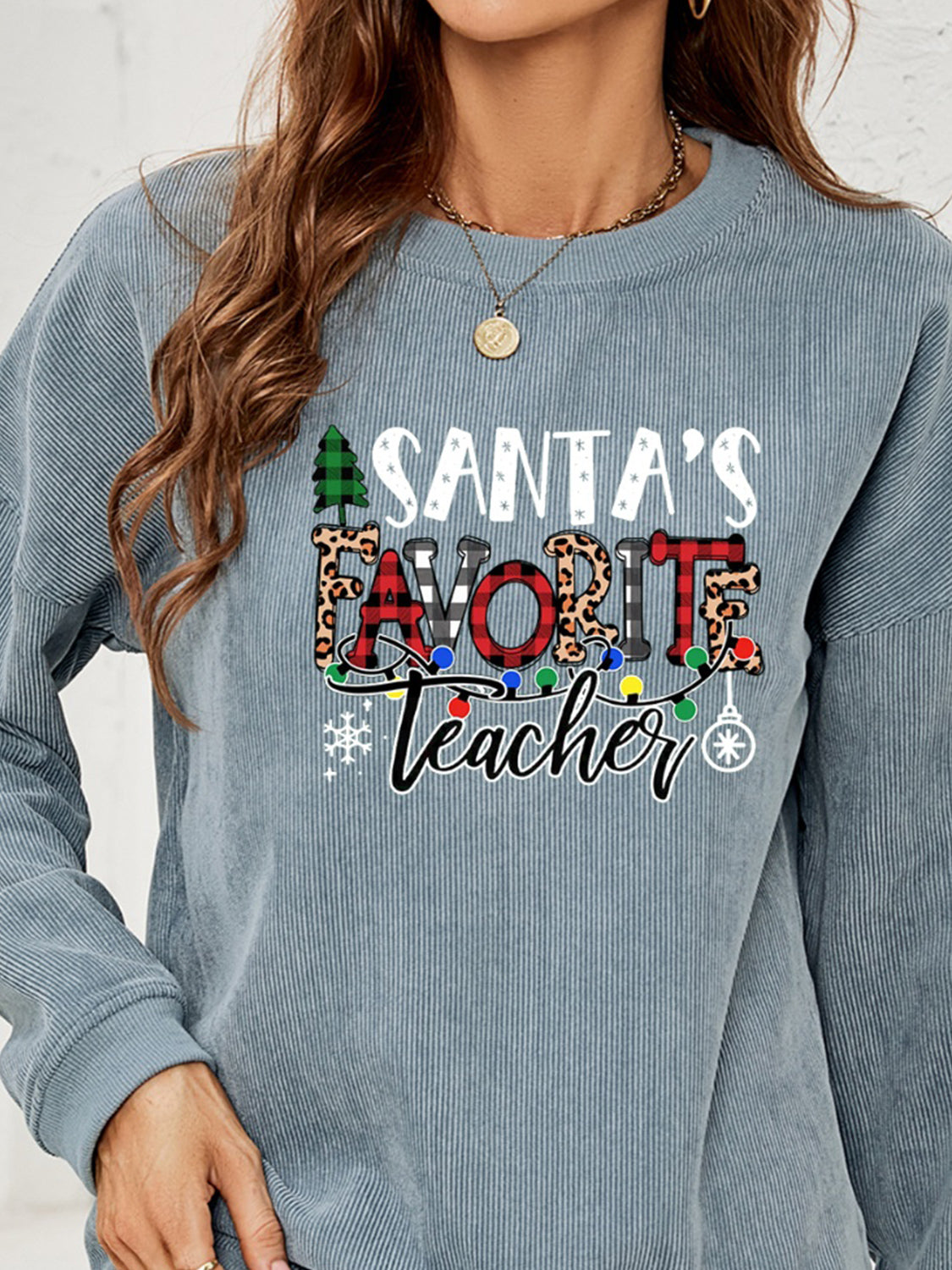 SANTA'S FAVORITE TEACHER Graphic Sweatshirt-Jewearrings