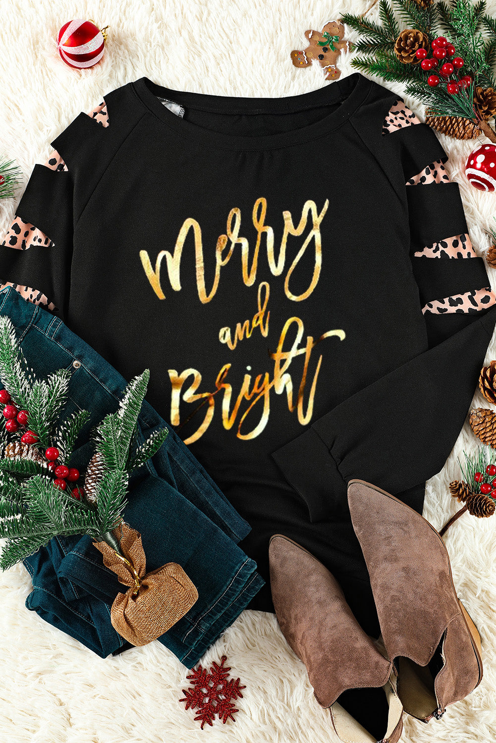 MERRY AND BRIGHT Graphic Long Sleeve Top-Jewearrings