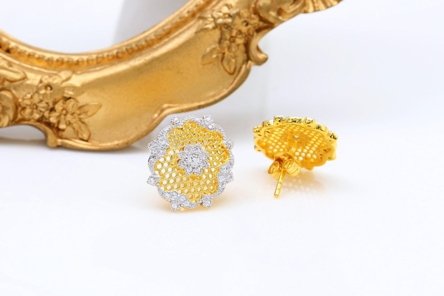 Light Luxury 925 Silver And Gold Honeycomb Snowflake Stud Earrings-Jewearrings