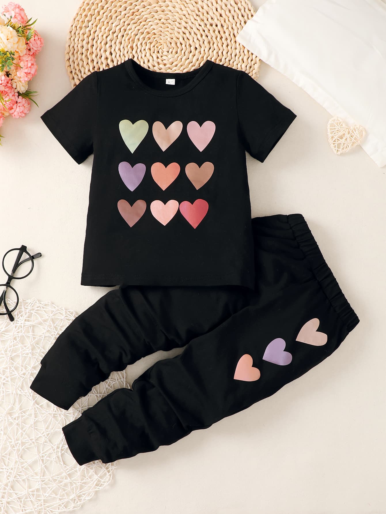 Girls Heart Print T-Shirt and Joggers Set-Jewearrings