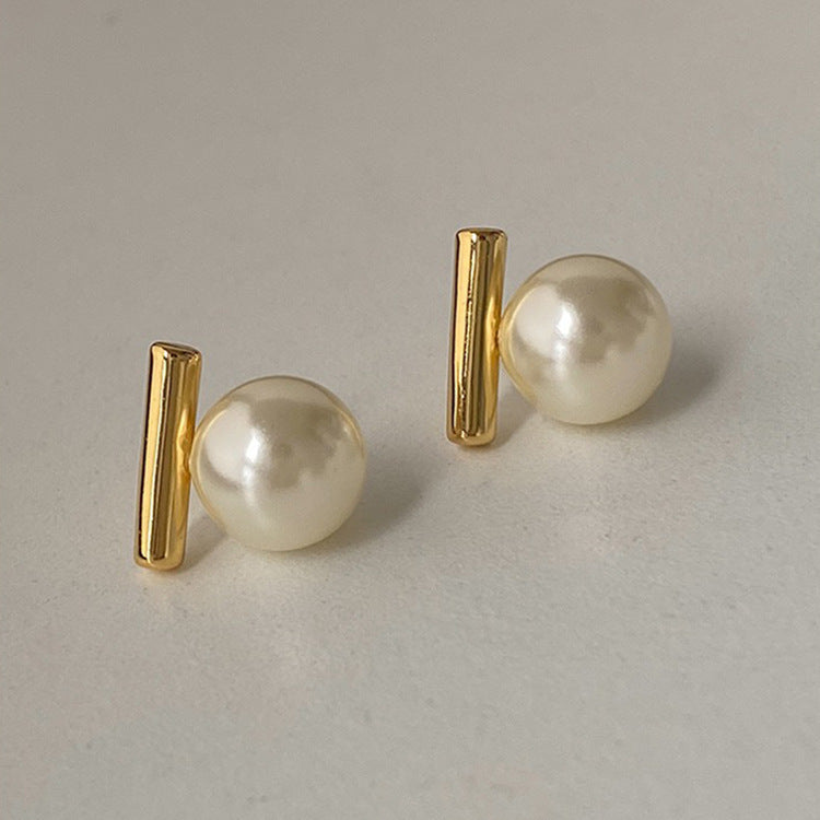 Women's Metal Pearl Stud Earrings-Jewearrings